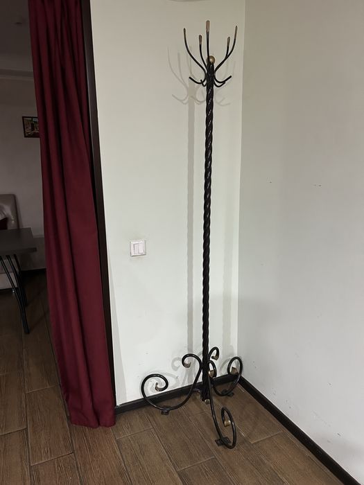 Продам вешалки металические для одежды