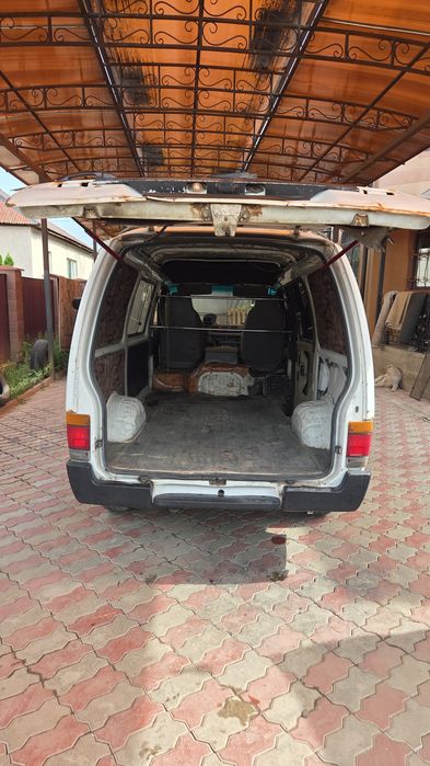 исузу Миди грузовой