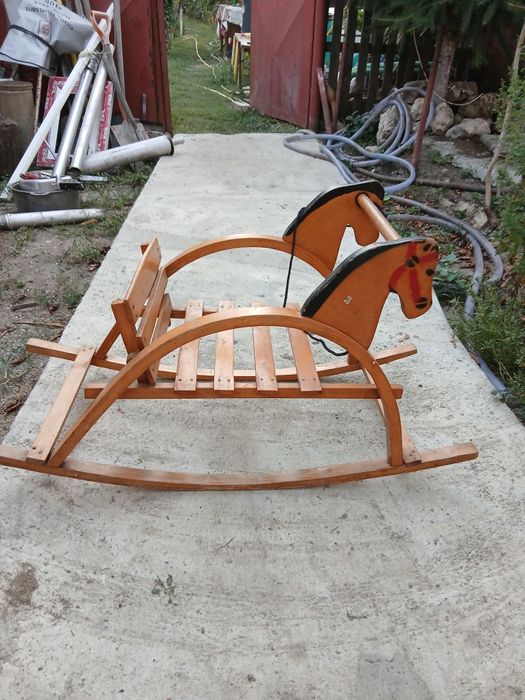 Balansoar calut vintage din perioada comunista