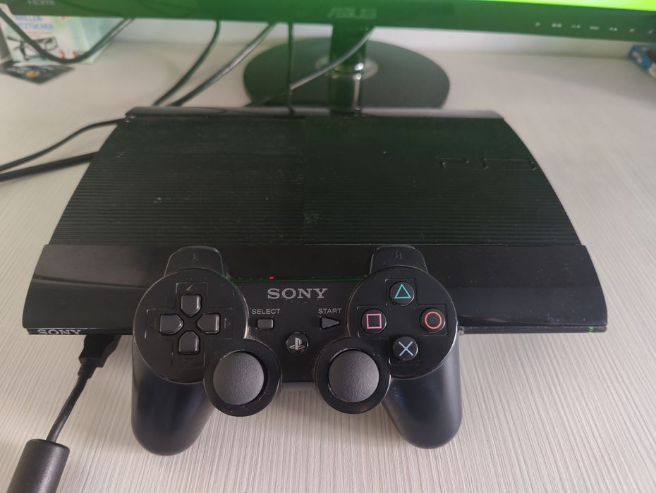 PS3 SuperSlim - 500 GB