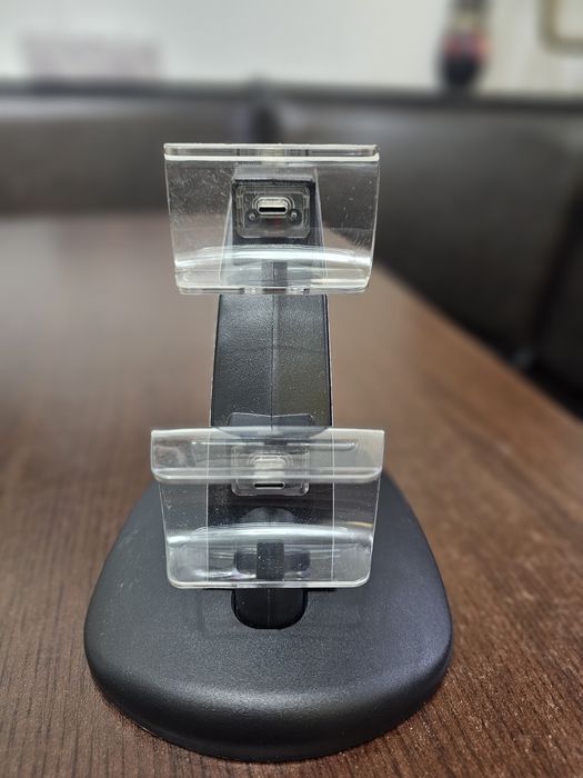 Suport incarcare 2 Joystick PS5 USB C