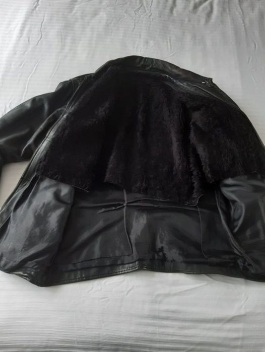 Scurta piele barbati / dama .