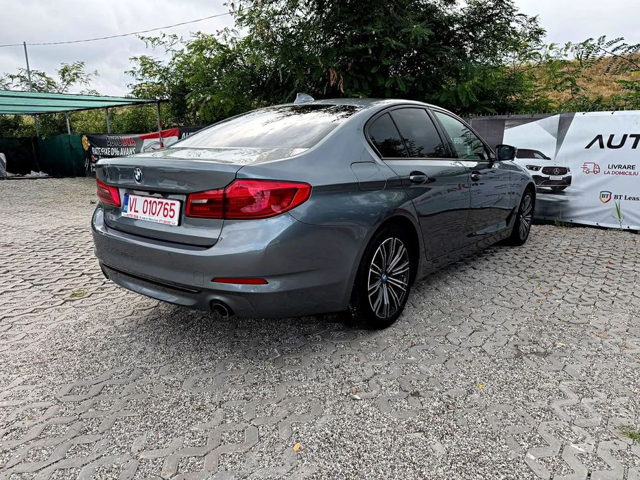 BMW Seria 5 BMW 530i Sport Line 252 CP  Automată  Head-Up Display  Cameră