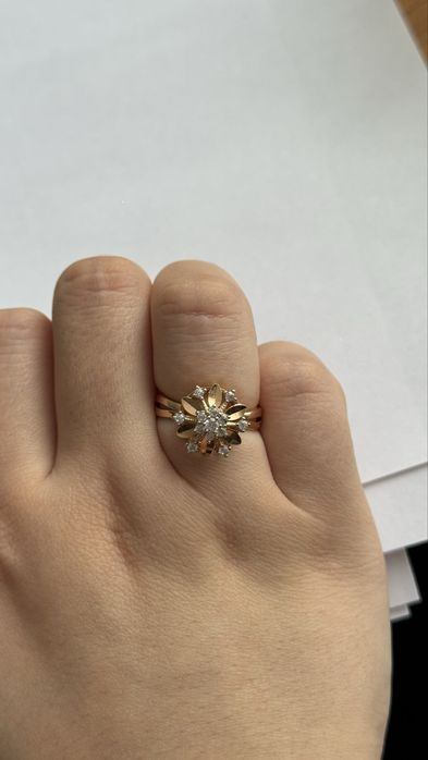 Продам дешево золото новое