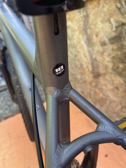 Bicicleta carrera sulcatta frane pe disc hidraulice roti 27.5”