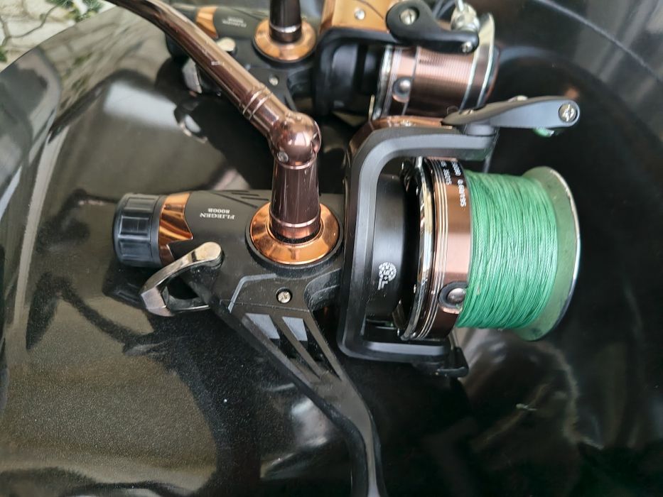 2 mulinete crap 8000