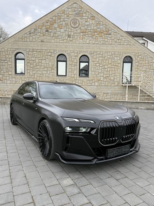 BMW 740Ld xDrive (G70) | An Model 2023 | Full Maxton Bodykit | Jante 22 Hamann