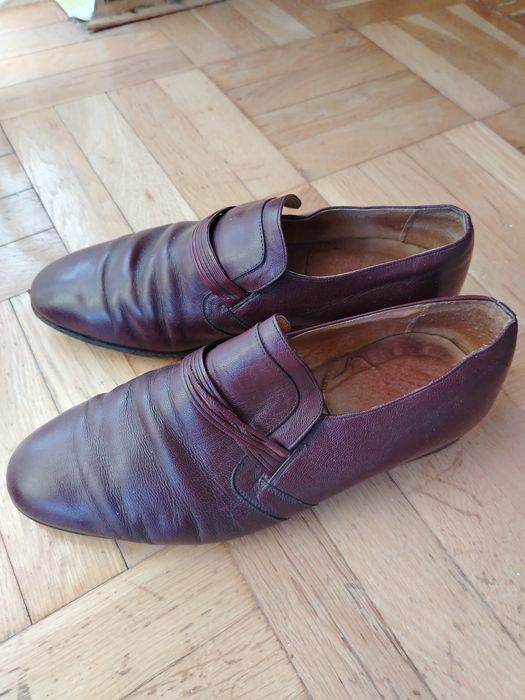 Мъжки обувки 2 модела, запазени, кафяви, номер 40, цена х 20 лв. за 1