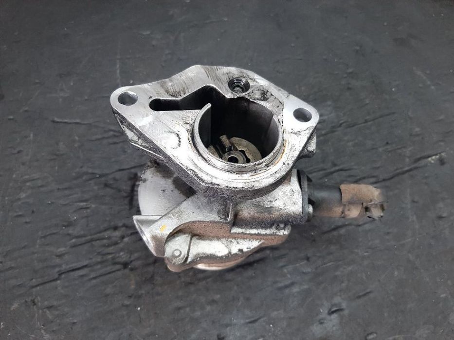 pompa vacuum 1.5 dci  renault clio 4 captur kangoo nissan micra 5  14650527r 705641000