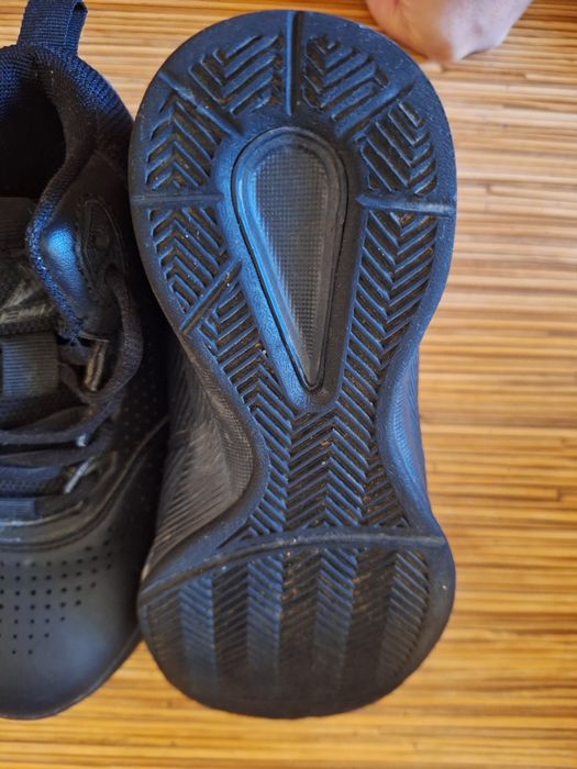 Кроссовки для мальчика.