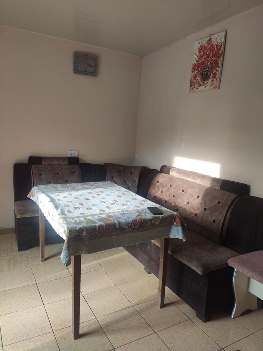 Кухонный мебель сотилади