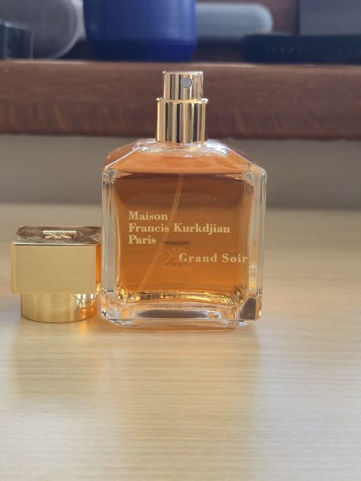 Продавам Maison Francis Kurkdjian Grand Soir Eau de Parfum.