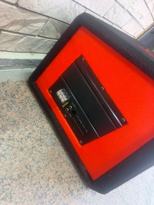 Продам саббуфер!!