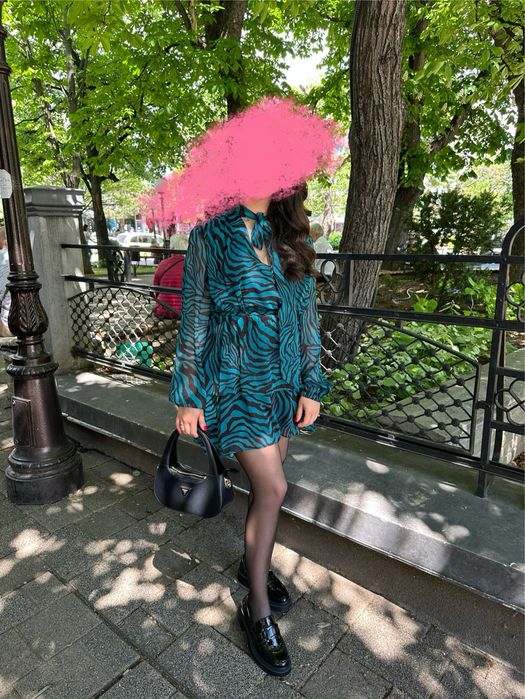 Рокля Kendall + Kylie