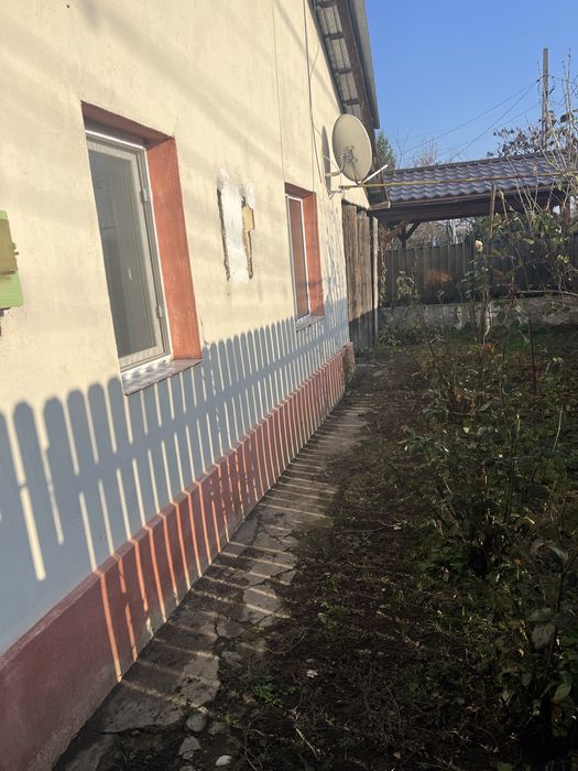 Casa curte 439 mp
