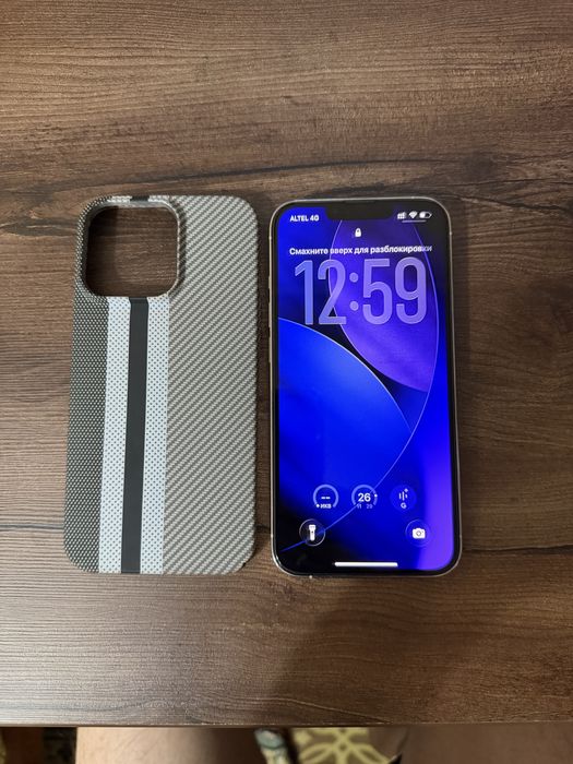 Продам iPhone 13 Pro на 256 ГБ