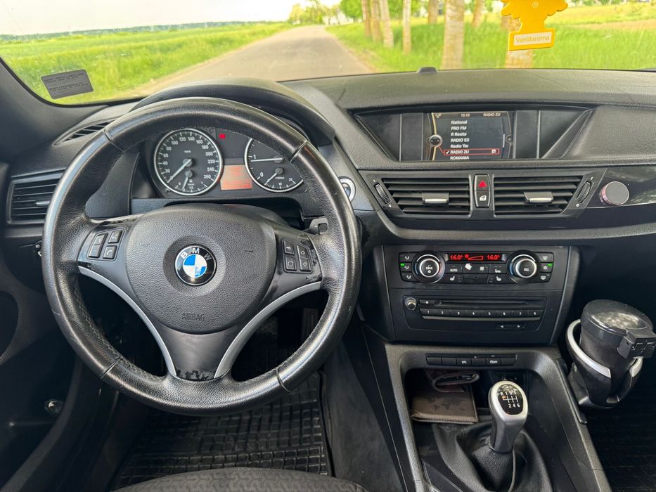 Bmw x1-2.0 diesel - manual  foarte bine intretinuta