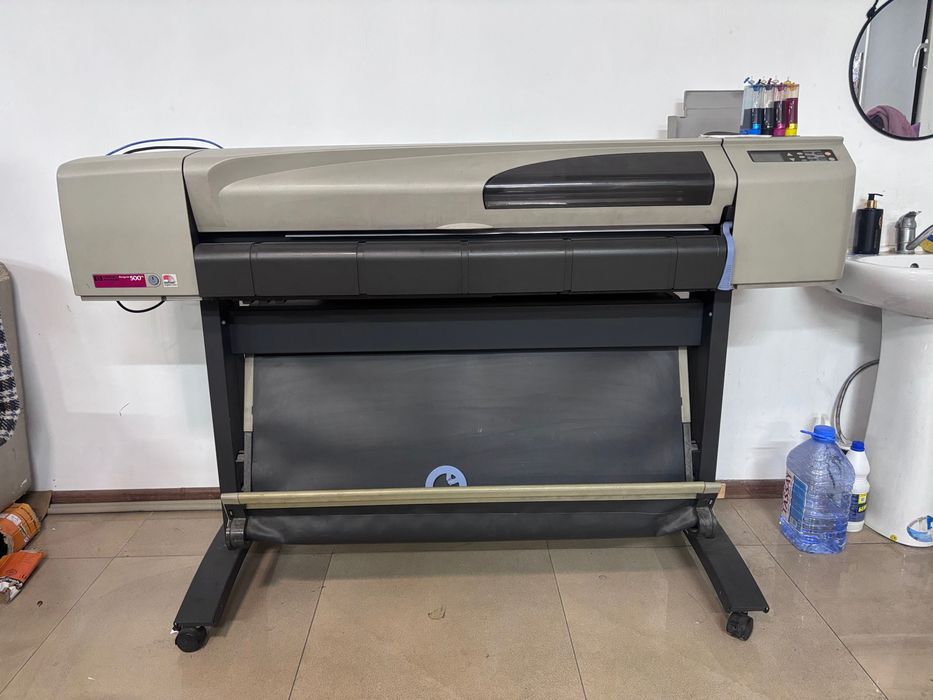 Широкоформатный принтер hp