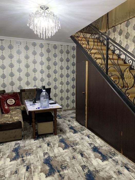 Сергели Хонободда шинам, катта оила учун ховли Сотилади