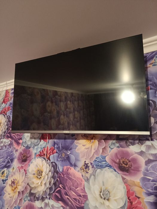 Продаётся телевизор фирмы Yasin