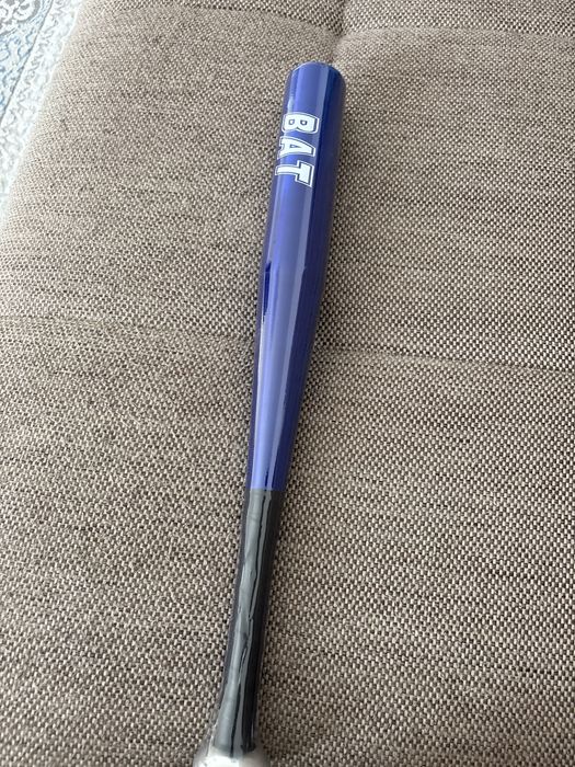 Продам биту для бейсбол