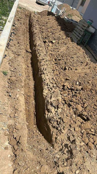 услуги със – самосвал, мини багер, автовишка, бус, подемник - хаспел