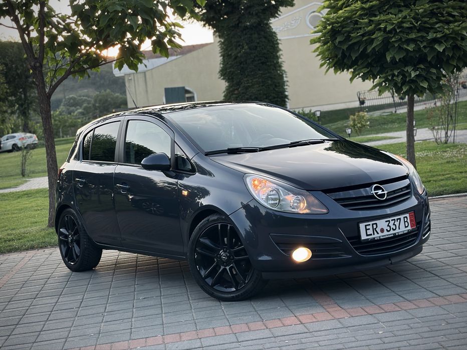 Opel Corsa D Black Edition 2010 Benzina 1.2 85 CP / Deosebit