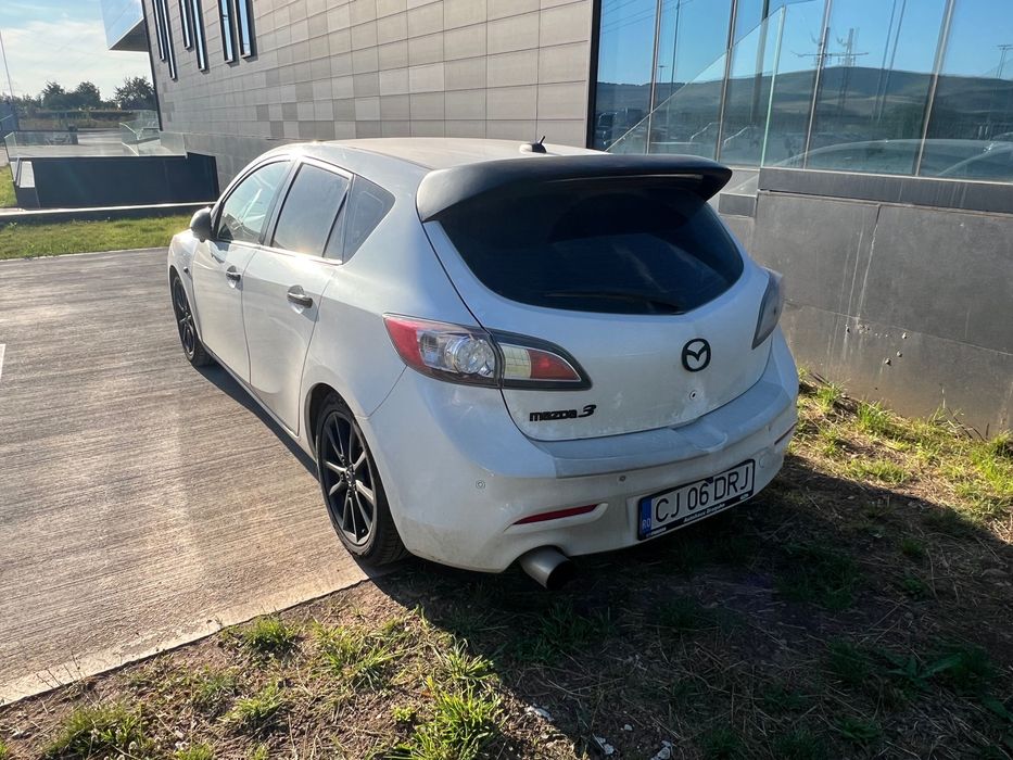 Vând Mazda 3 , sport