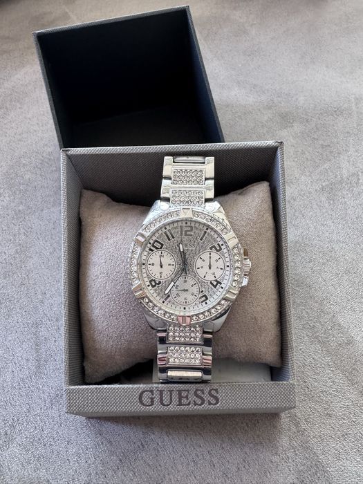 Дамски часовник Guess