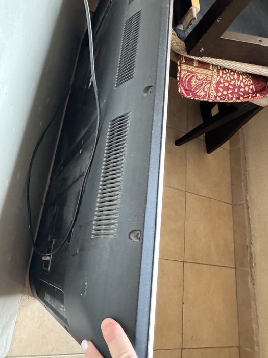 Срочно отдам тв Panasonic