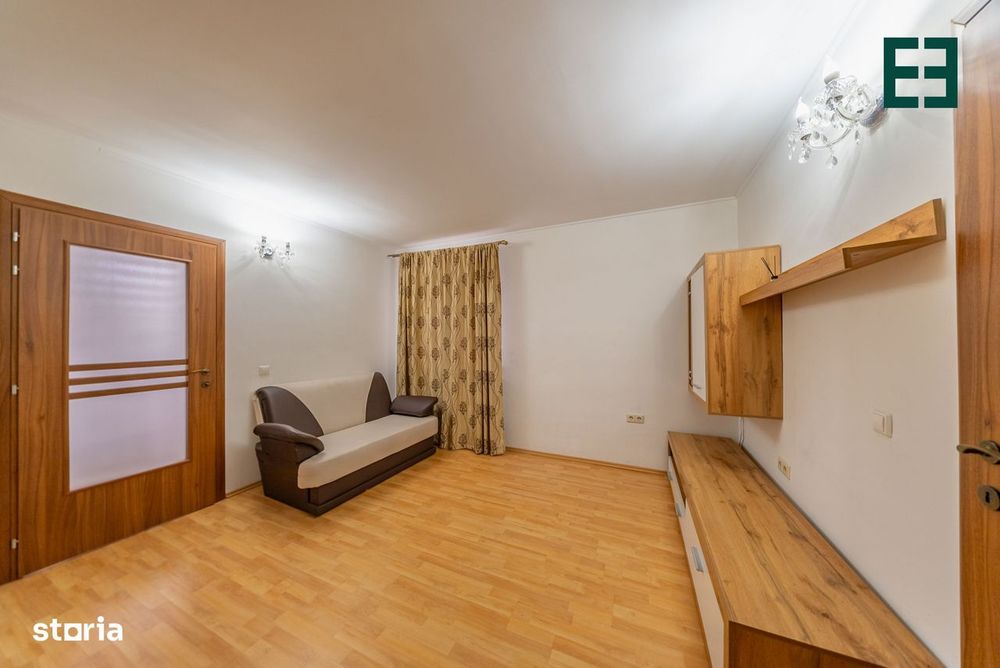 De închiriat - Apartament la casă cu 2 camere zona UTA - Arad