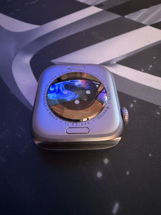 Apple watch 11  GPS+Cellular 42mm