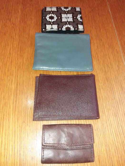 Portofele din piele