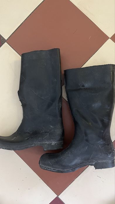 Продам новые резиновые сапоги СССР р 42