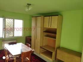 Продава се Двустаен апартамент в Русе, Централен южен район - 70 кв.м за 1500 €/кв.м - Снимка #8