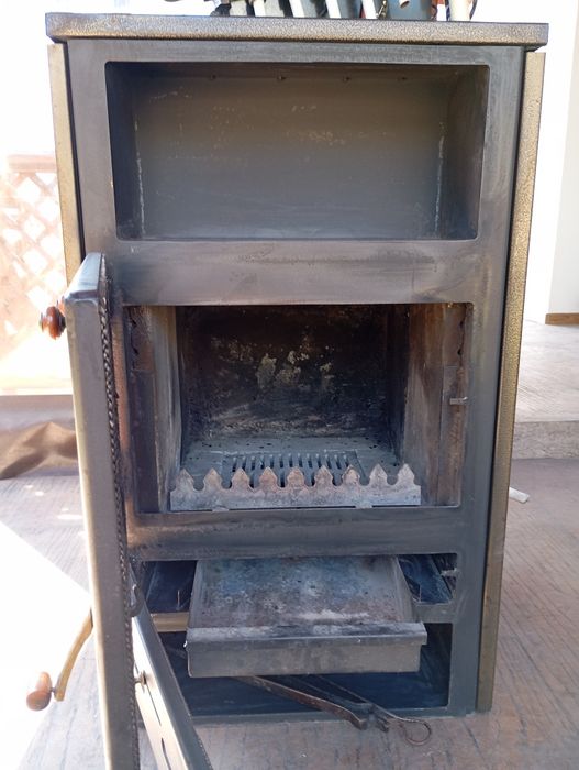 Камина с водна риза