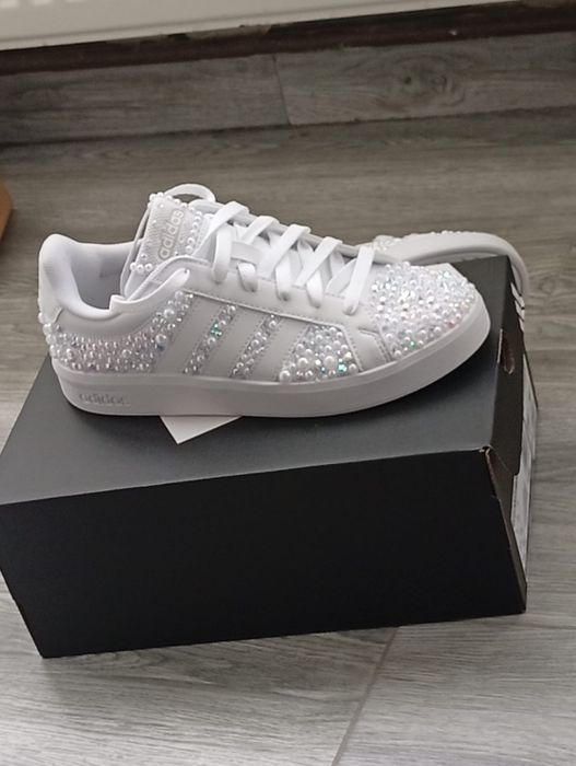 Adidași Adidas Noi , Personalizati