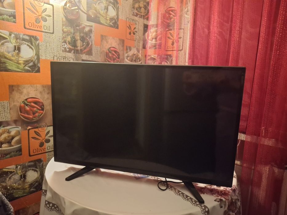 Телевизор Yasin LED-32E2000