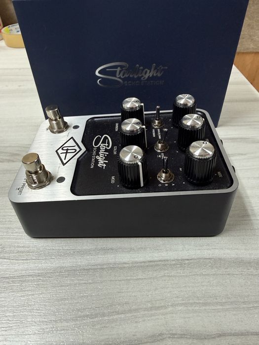 Продавам делей UNIVERSAL AUDIIO Echo station