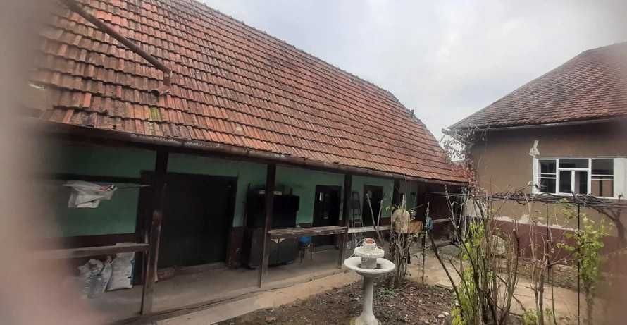 Casa si gradina intabulata, 2877m2 de vânzare la Crocna, jud. Arad