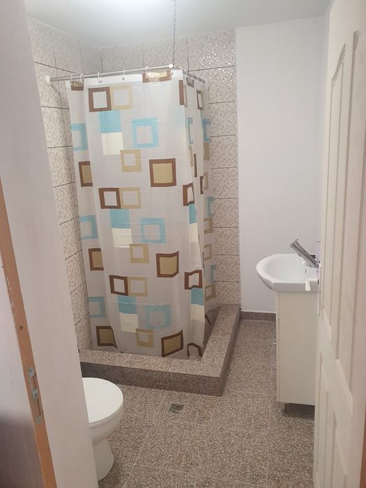 Cazare Echipe Firme – Capacitate 12 Persoane (5 Camere Premium), Factură/ANAF