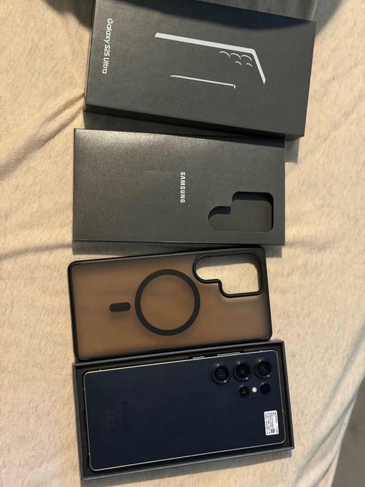 Samsung S25 ultra 512 GB
In