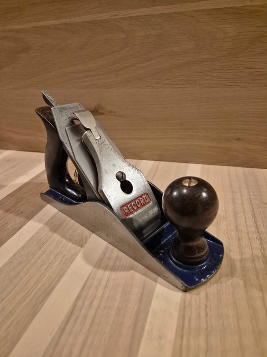 Инструменти за дърводелство