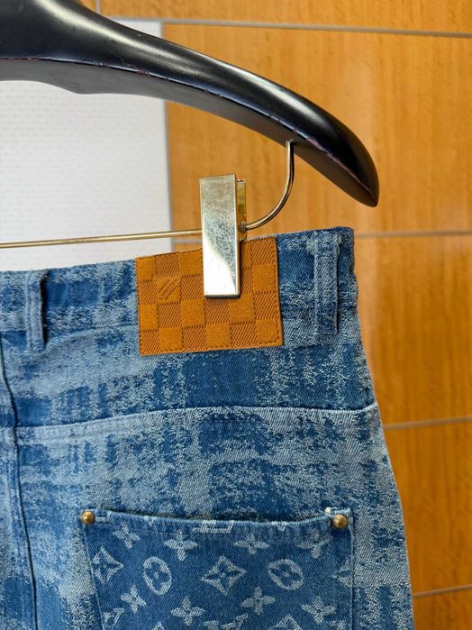 Blugi Louis Vuitton Calitate Premium