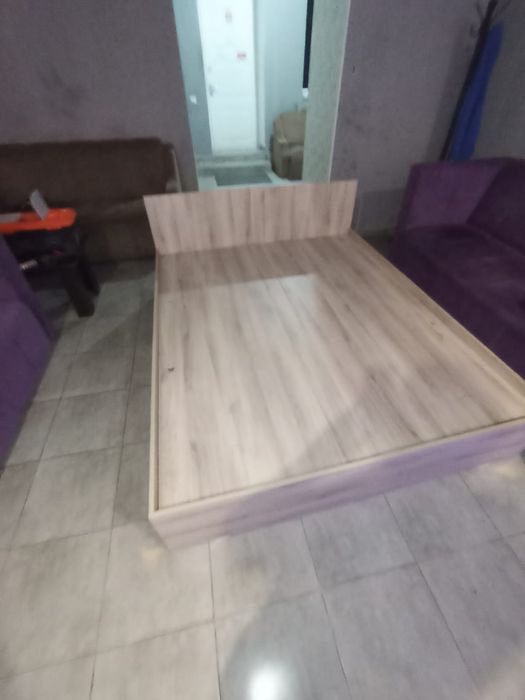 Продам кровать новая