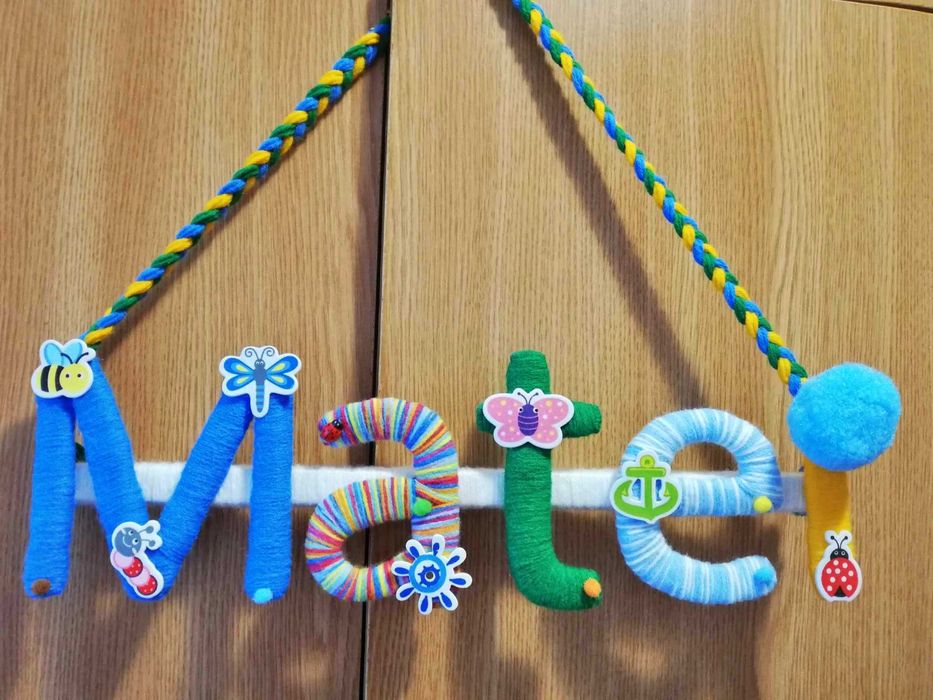 Nume personalizate din ata colorata