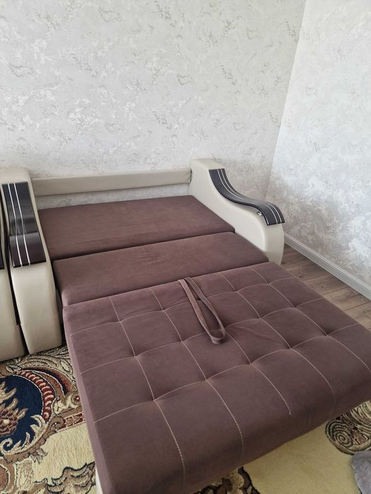 Продам диван в хорошем состоянии