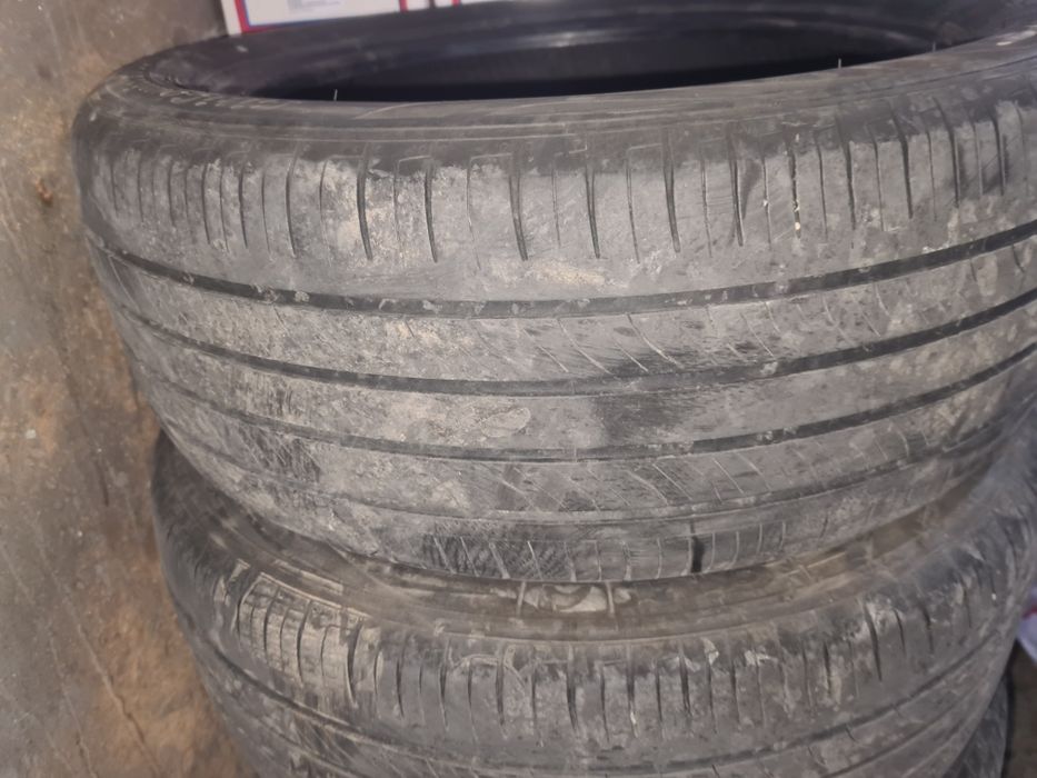 Срочно продам 215/50.R17