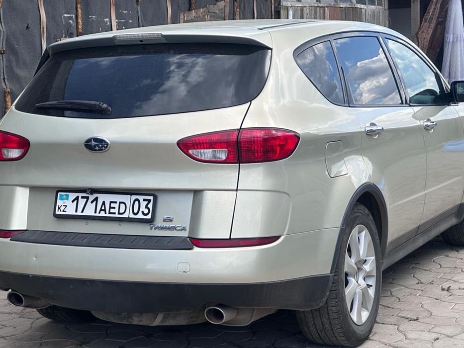 Продам машину Субару Требэка