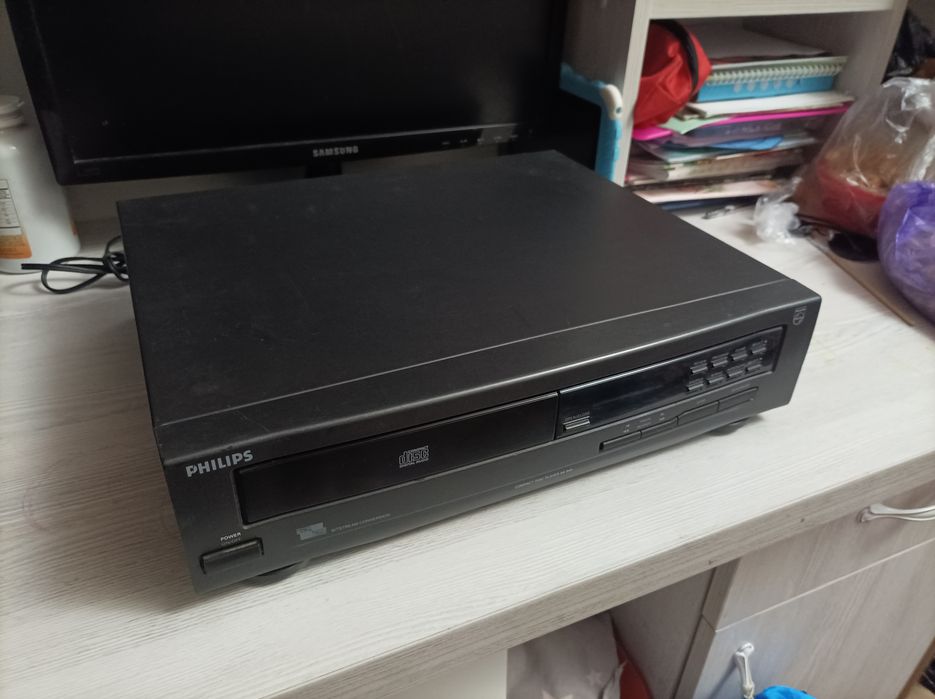 Продам Philips сд плеер